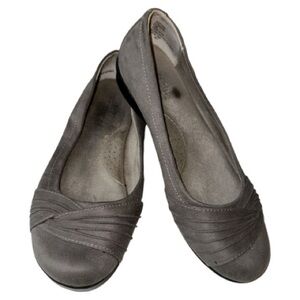 CLIFFS Suede Gray Women's Ballet Flats